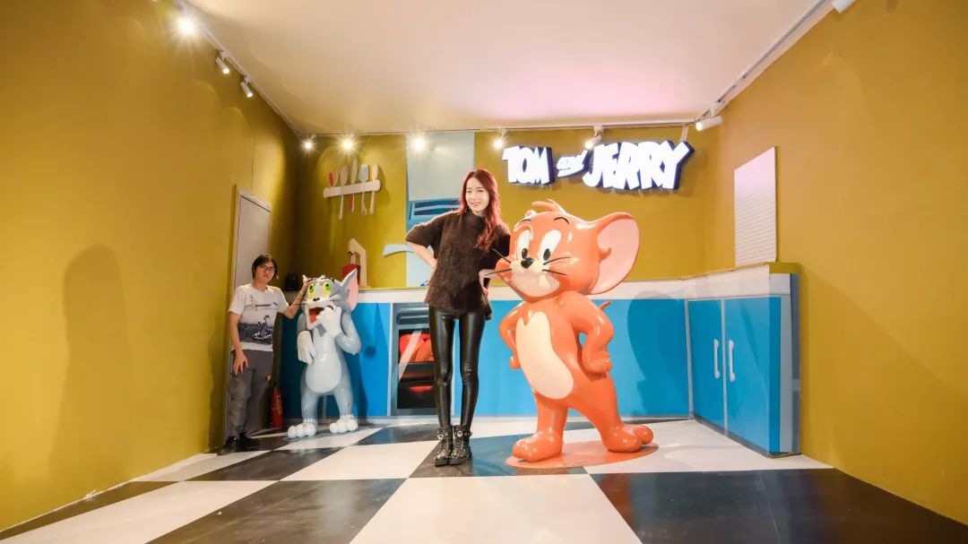 去萬菱匯的商場(chǎng)美陳找TOM & JERRY嘮嘮嗑聊聊兒時(shí)純真吧 - 第15張 - 會(huì)展活動(dòng)策劃CCASY.COM 去萬菱匯的商場(chǎng)美陳找TOM & JERRY嘮嘮嗑聊聊兒時(shí)純真吧 - 第15張