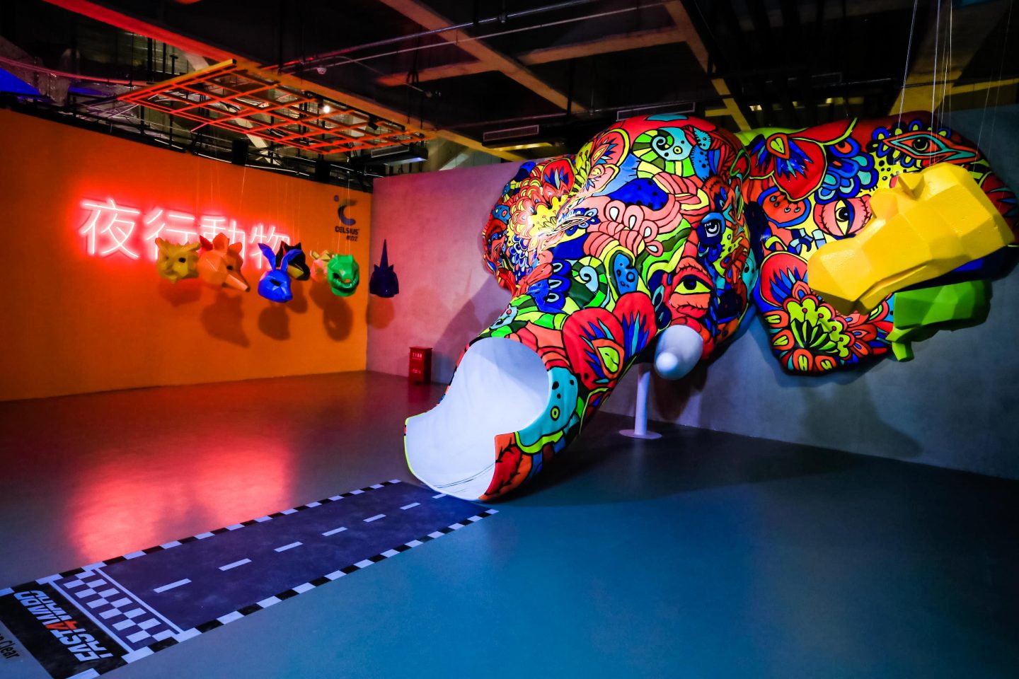 “正經(jīng)動物園”一點都不正經(jīng)，上海沉浸式主題體驗展
