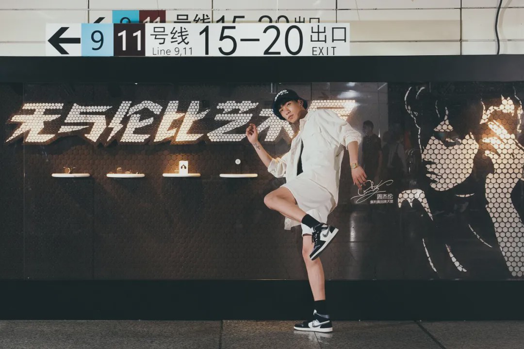 奧利奧真會玩，跨界展覽活動掀起一場地鐵里的特殊演唱會