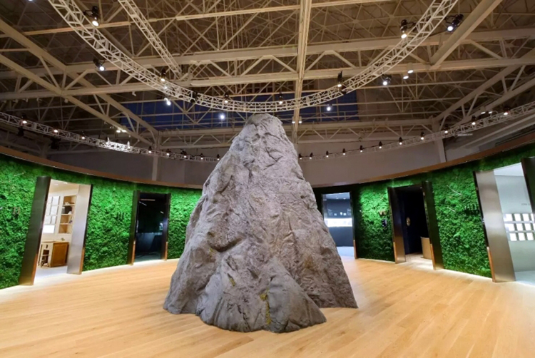 愛彼當代藝術(shù)及高級制表展覽活動策劃的12扇時間之門驚喜各異