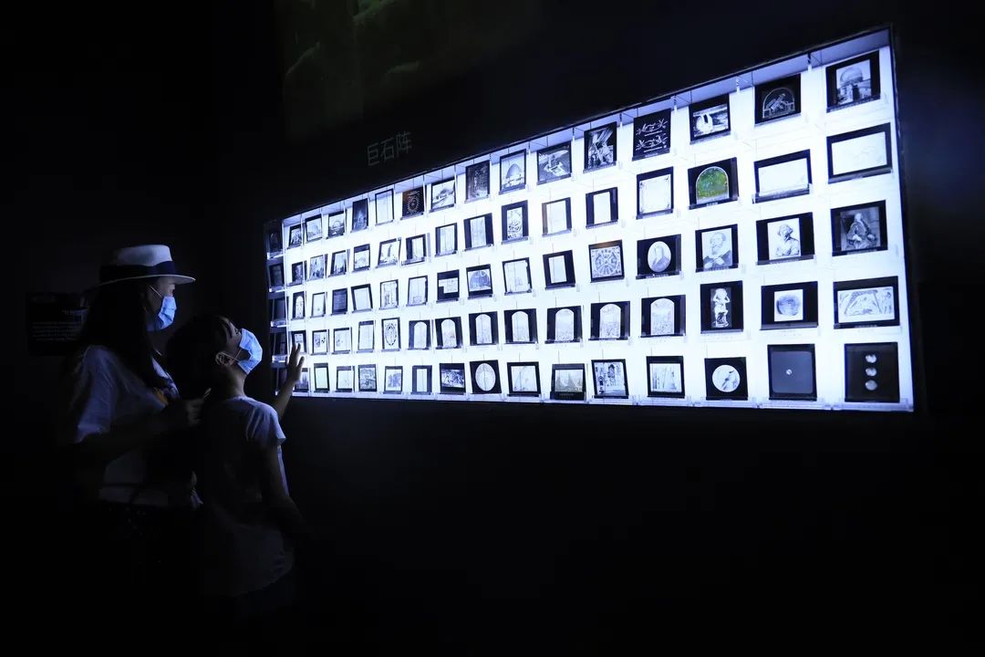 火星2035沉浸式科學(xué)藝術(shù)展覽活動策劃科幻成分太足了 - 第26張 - 會展活動策劃CCASY.COM 火星2035沉浸式科學(xué)藝術(shù)展覽活動策劃科幻成分太足了 - 第26張