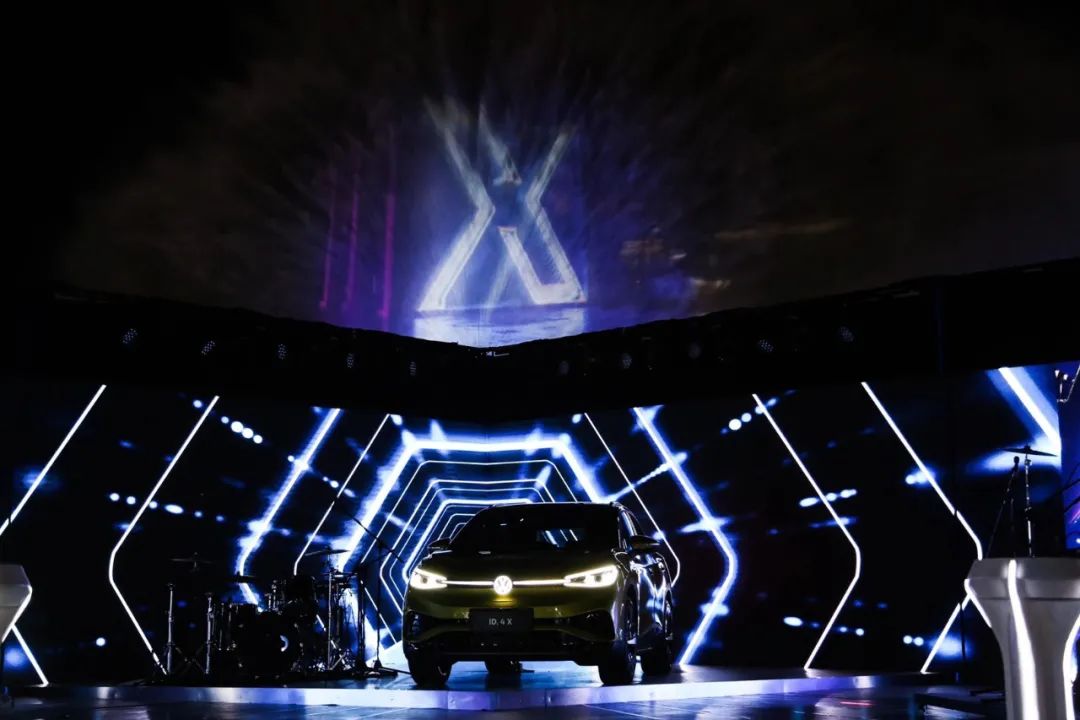 上汽大眾三城同步的新車亮相活動(dòng)策劃視覺沖擊力太震撼了 - 第17張 - 會(huì)展活動(dòng)策劃CCASY.COM 上汽大眾三城同步的新車亮相活動(dòng)策劃視覺沖擊力太震撼了 - 第17張