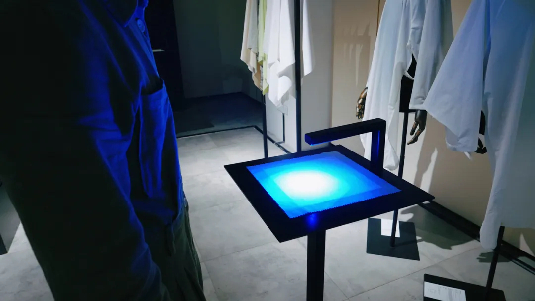 布料圖書館全新開放的展覽活動策劃做到了與觀眾無阻隔的交流 - 第12張 - 會展活動策劃CCASY.COM 布料圖書館全新開放的展覽活動策劃做到了與觀眾無阻隔的交流 - 第12張