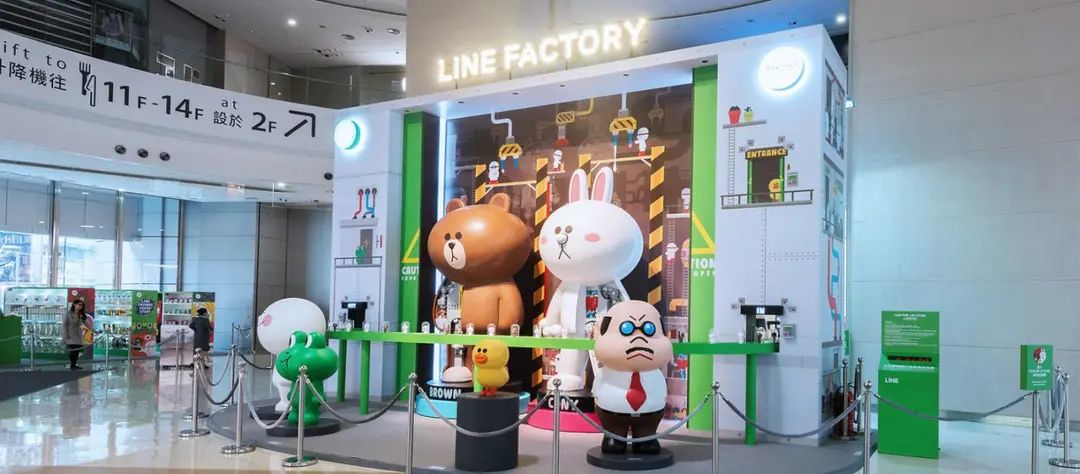 通訊軟件LINE這波圣誕營銷活動(dòng)策劃創(chuàng)下了驚人的下載量 - 第3張 - 會(huì)展活動(dòng)策劃CCASY.COM 通訊軟件LINE這波圣誕營銷活動(dòng)策劃創(chuàng)下了驚人的下載量 - 第3張