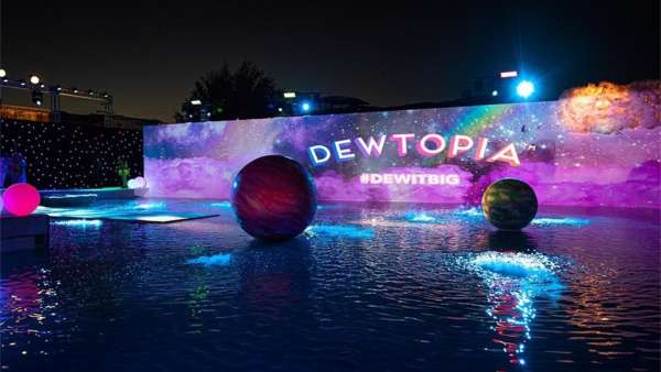 護膚品牌的新品發(fā)布會活動策劃被打造成多彩而神秘的露珠烏托邦