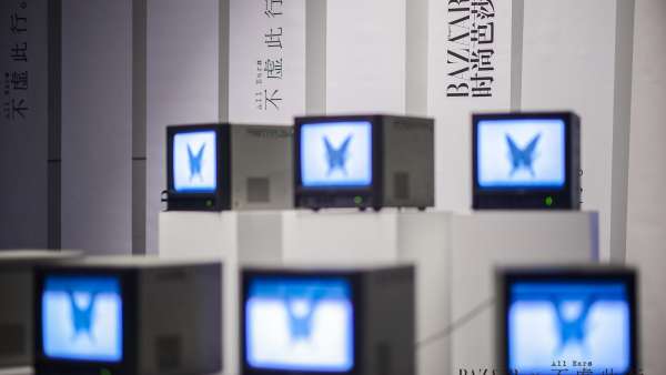 “ 無界?無憾”《時(shí)尚芭莎》x電影《不虛此行》展覽活動策劃真的不虛此行